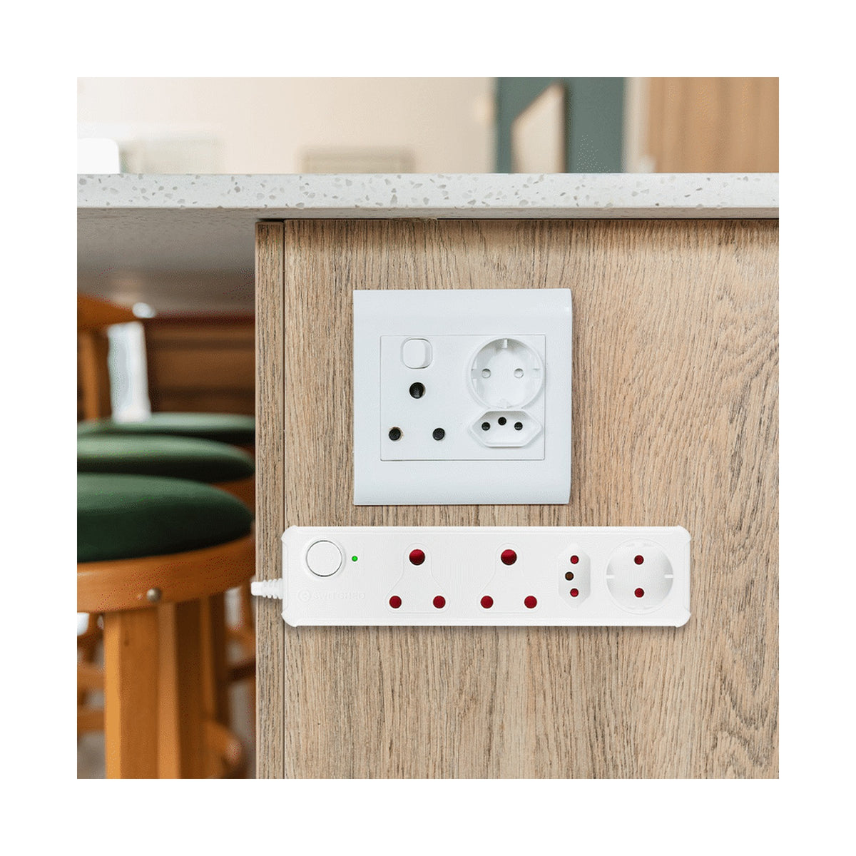 Switched 4-Way Medium Surge-Protected Multiplug 0.5m Cord - White