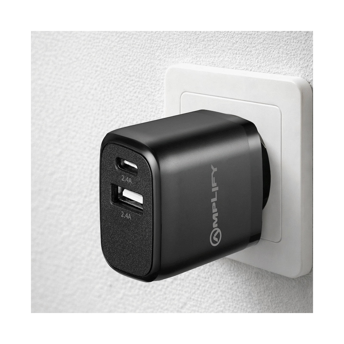 Amplify On the Fly Dual USB & Type-C Adapter