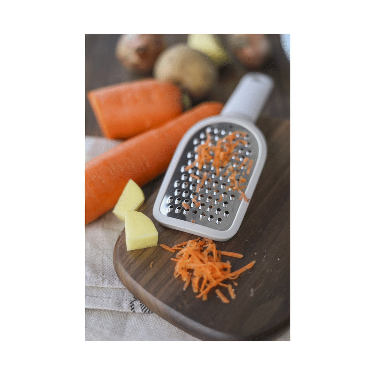Kitchen Inspire Medium Grater