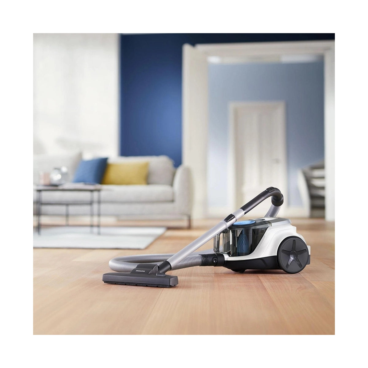 Philips Series 2000 Bagless Vacuum - White XB2023/02