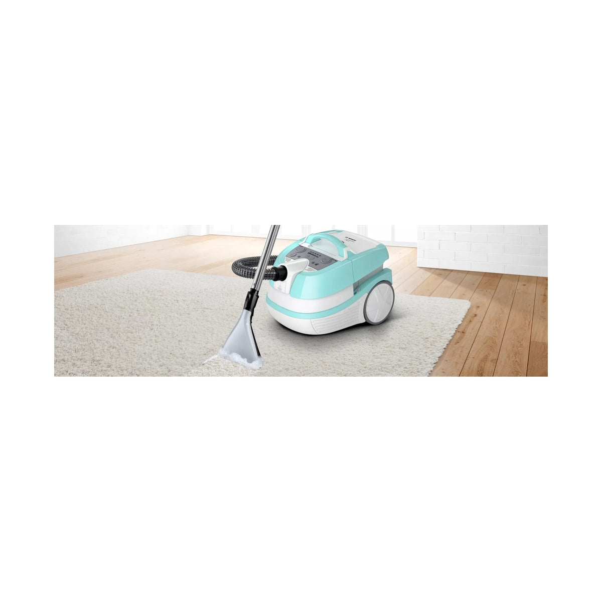 Bosch Serie 4 Wet & dry vacuum cleaner BWD420HYG 