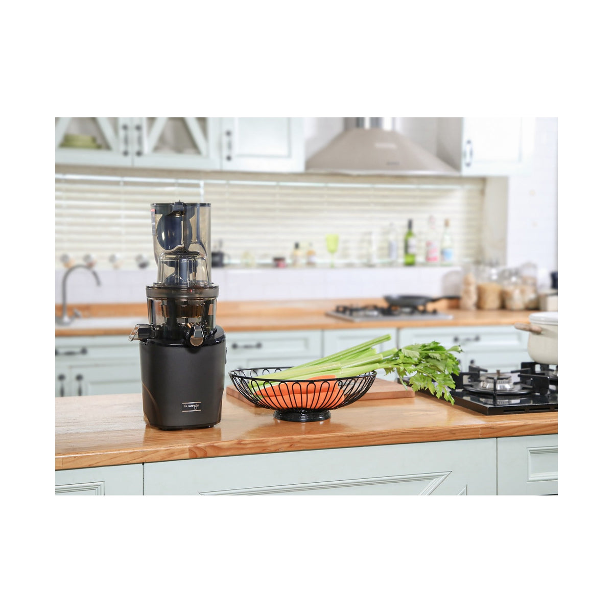 Kuvings REVO830 Pearl Black Whole Slow Juicers