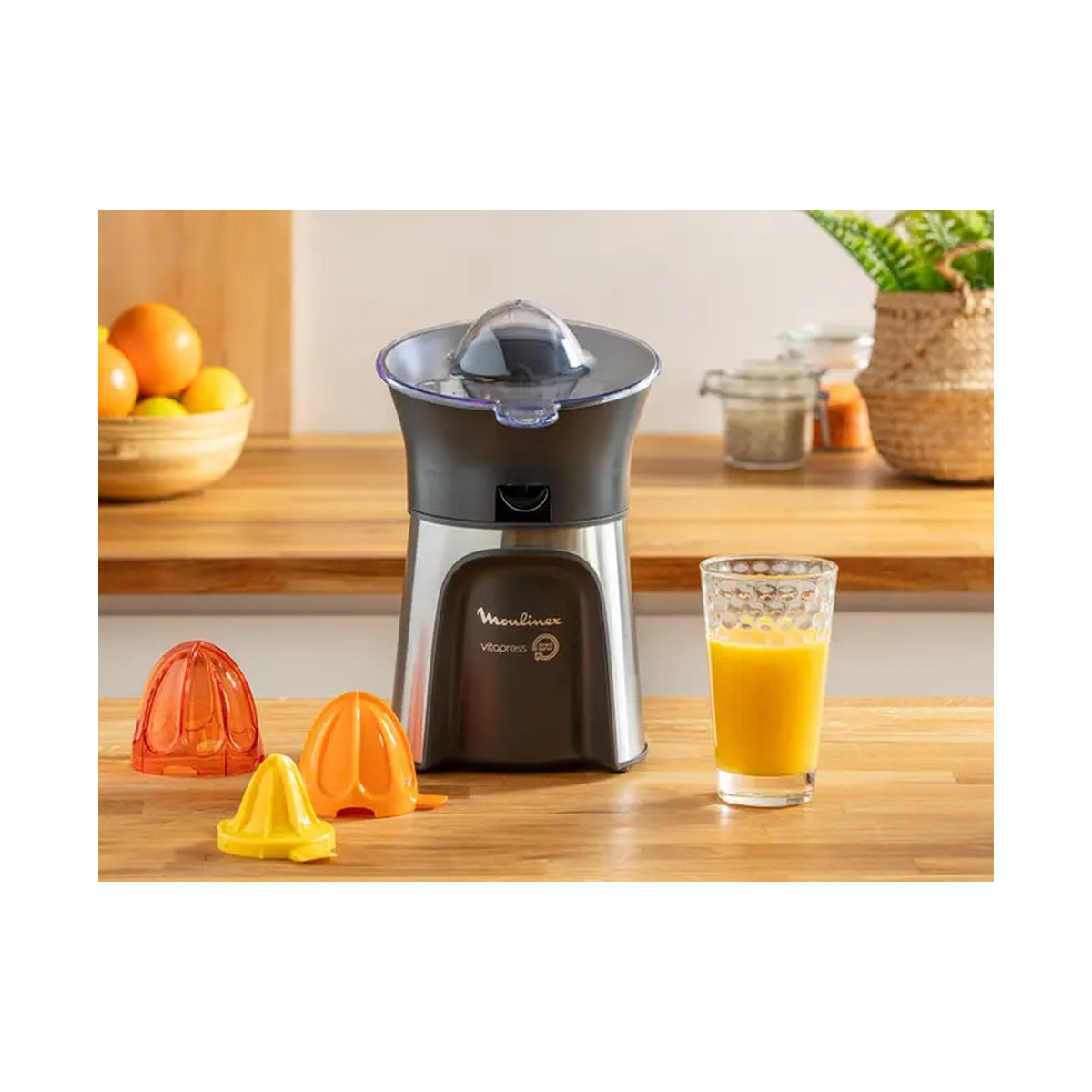 Moulinex Vitapress Direct Serve Silver Juicer (Model Cp01) PC603D10