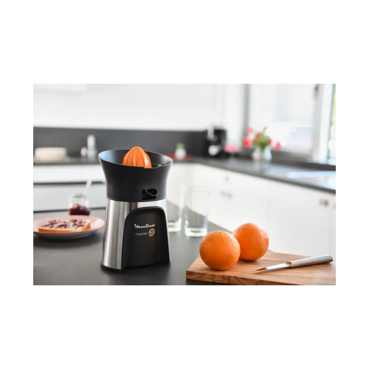 Moulinex Vitapress Direct Serve Silver Juicer (Model Cp01) PC603D10