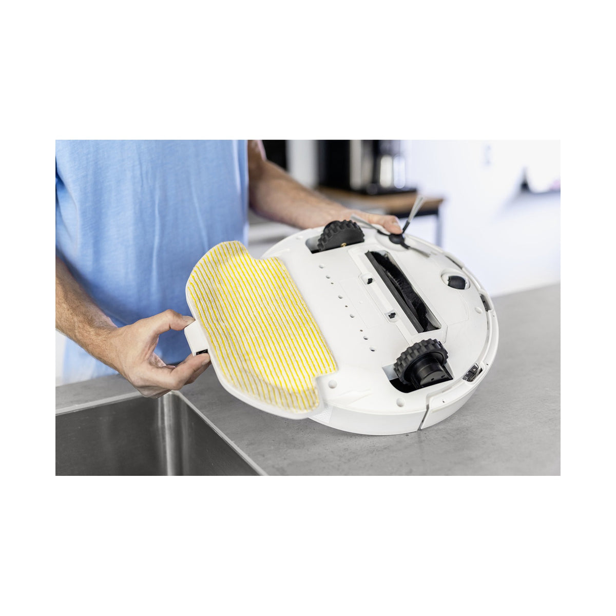 Karcher Robot vacuum cleaner with wiping function RCV 3