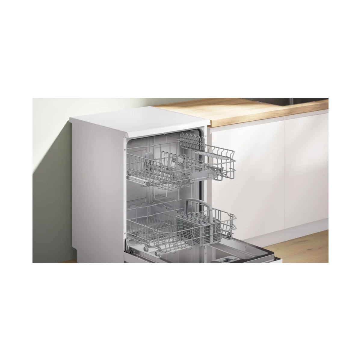 Bosch 12 Place White Dishwasher SMS24AW01Z