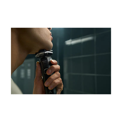 Philips Wet & Dry Shaver with Charging Stand & Travel Case S5898/35