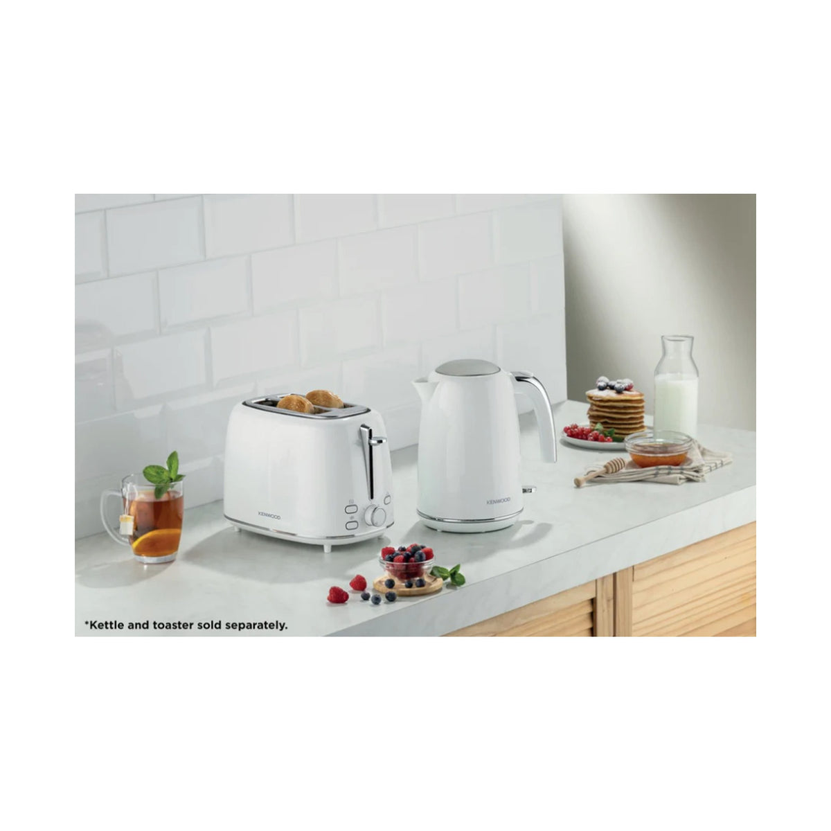 Kenwood Eterna Plastic Electric 2 Slice Toaster - Glossy White TCP31.000WH