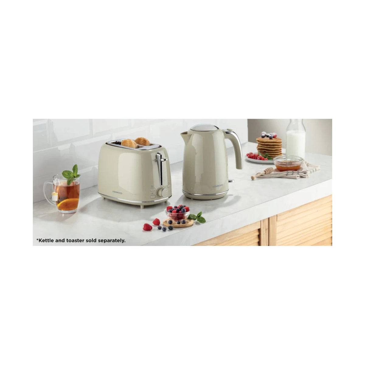 Kenwood Eterna Plastic Electric 2 Slice Toaster - Glossy Beige TCP31.000BG