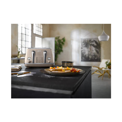 DeLonghi Icona Metallics 4 Slice Toaster Iridescent Beige CTOT4003.BG