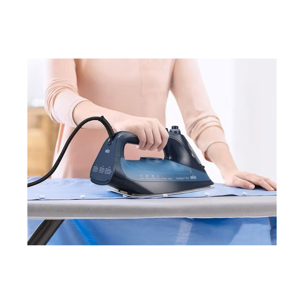 Braun TexStyle 7 Pro Steam Iron Blue  SI 7160