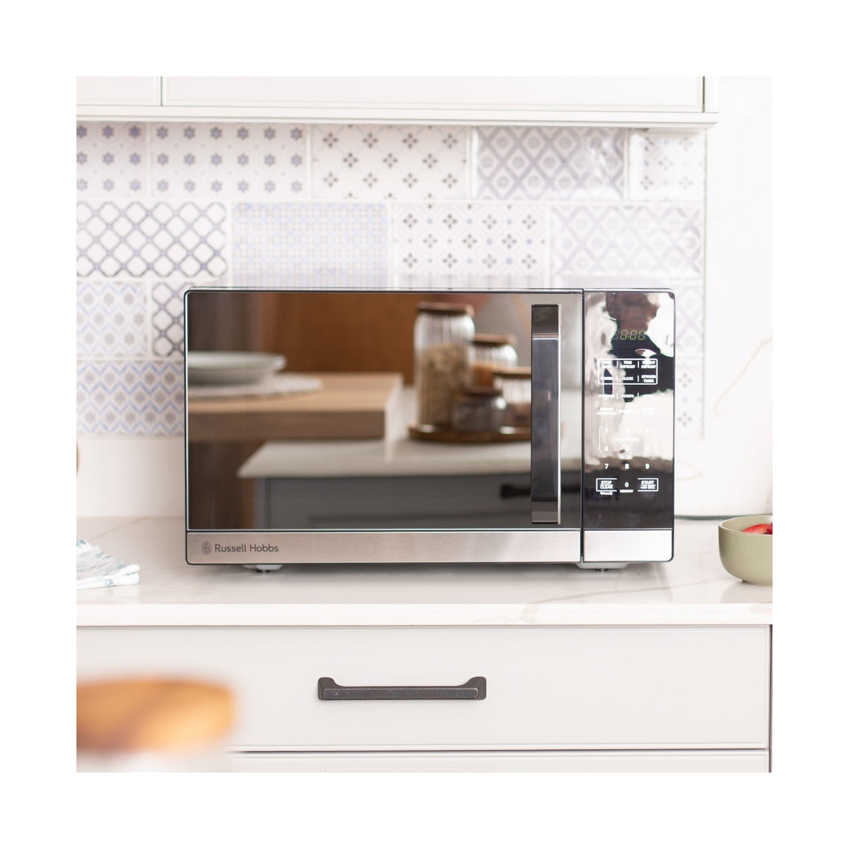 Russell Hobbs Black Mirror 36L Microwave RHEM36L