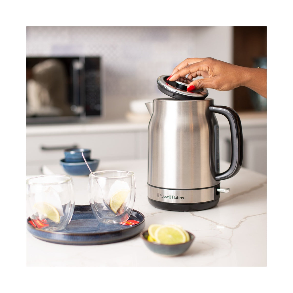 Russell Hobbs Brushed Stainless Steel 1.7L Cordless Kettle 2200W RHSSK05 