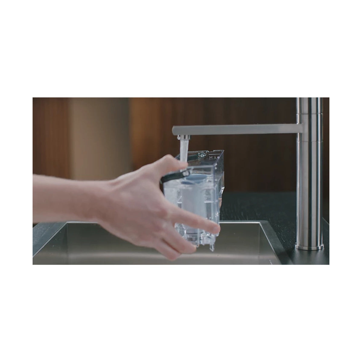 Saeco AquaClean Calc and Water Filter - ONLYslightly box damaged CA6903/10DAM