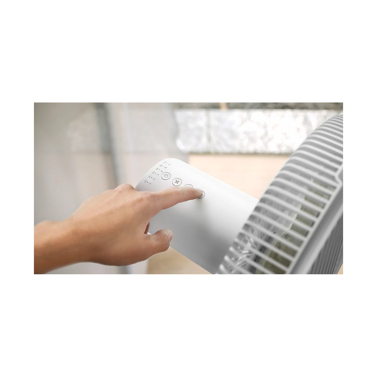 Philips Pedestal Fan 2000 Series - White CX2550/00