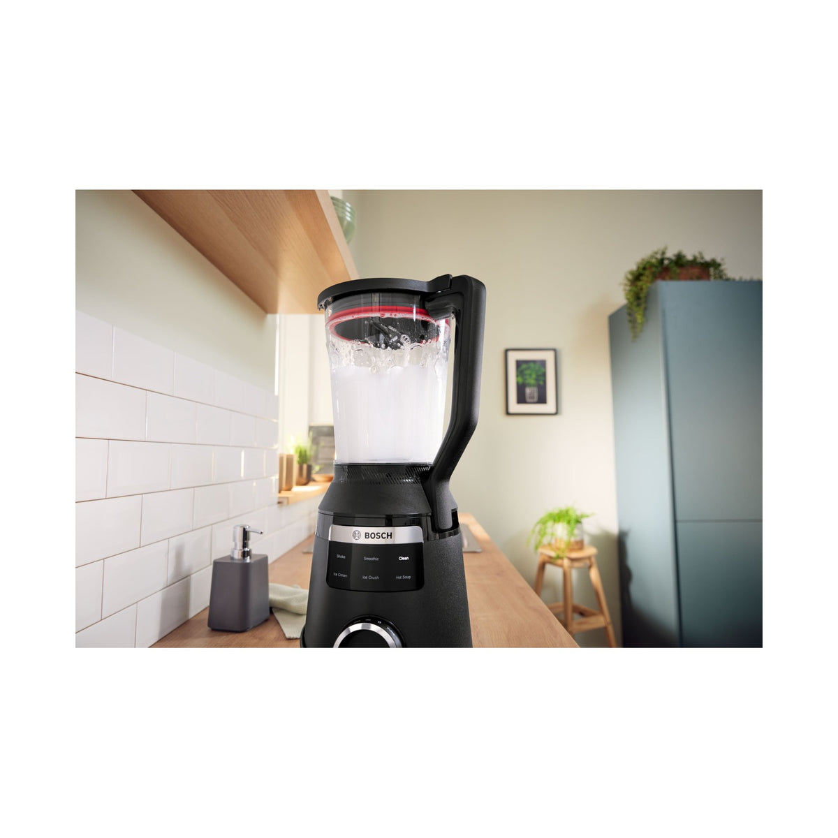 Bosch Series 6 VitaPower Blender  1800W Black MMB6652B