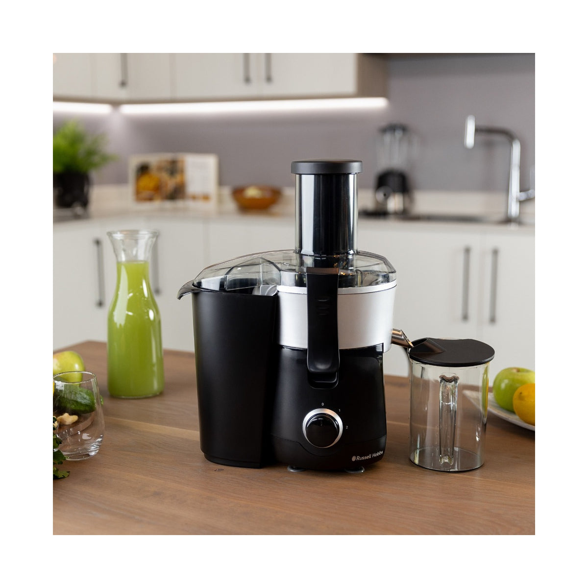 Russell Hobbs Essence Juice Maker 750W RHJM60