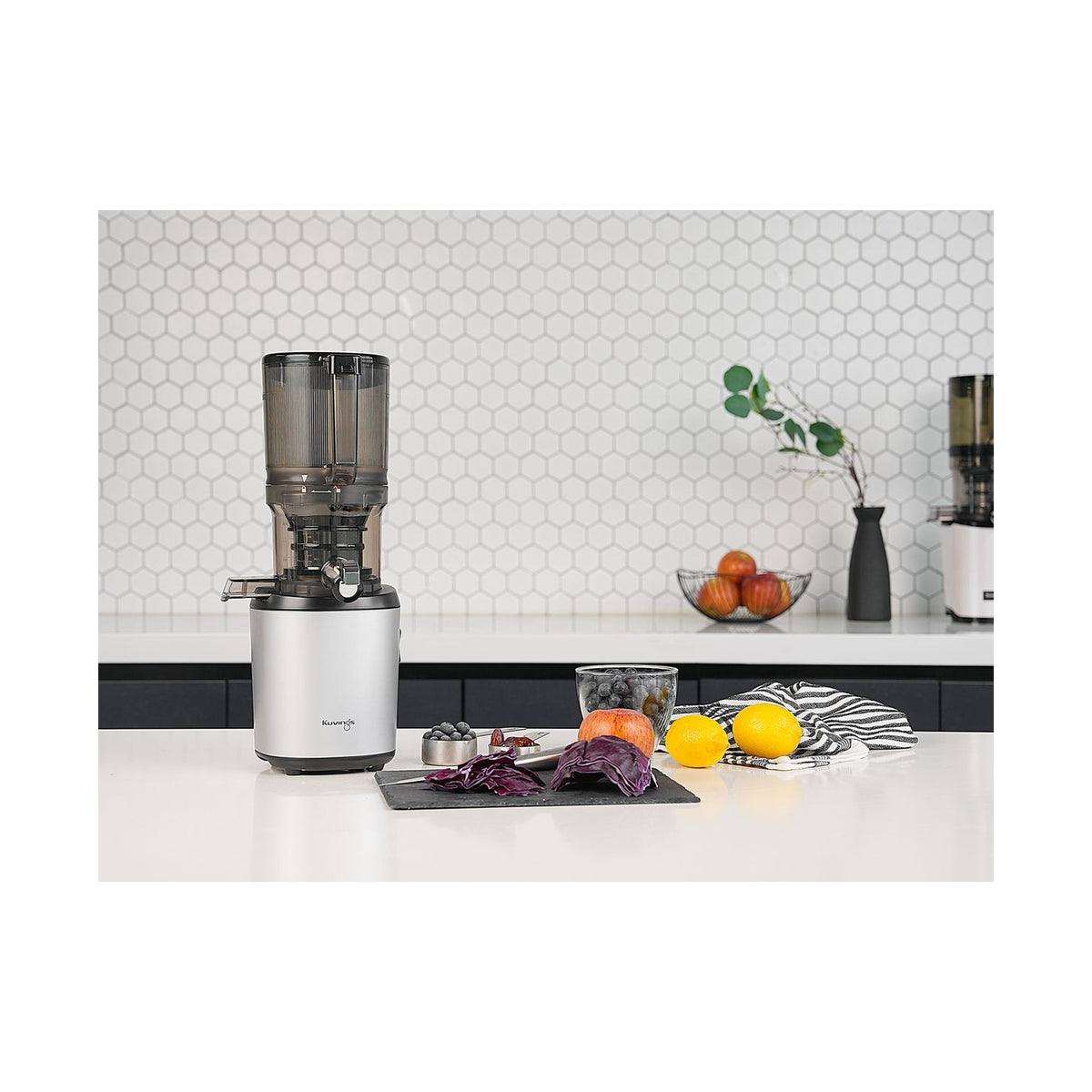 Kuvings Auto6 Matt White Silver Cold Press Juicer