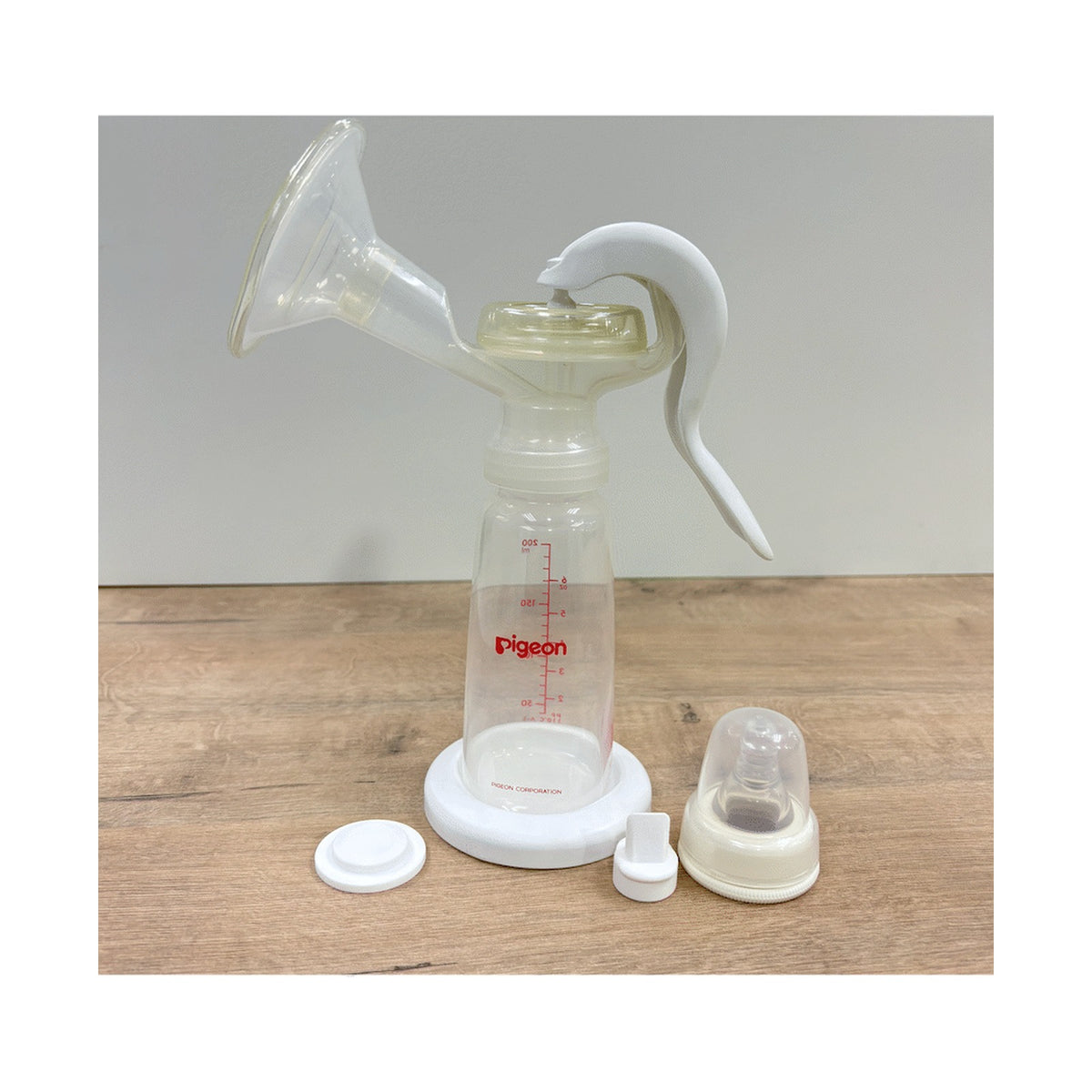 PIGEON MANUAL BREAST PUMP BASIC MODEL