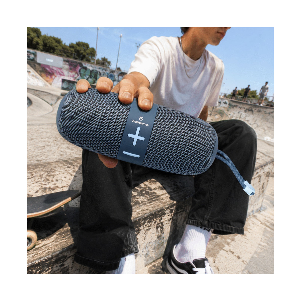 Volkano Flow Series Portable Bluetooth Speaker - Blue with Blue Buttons