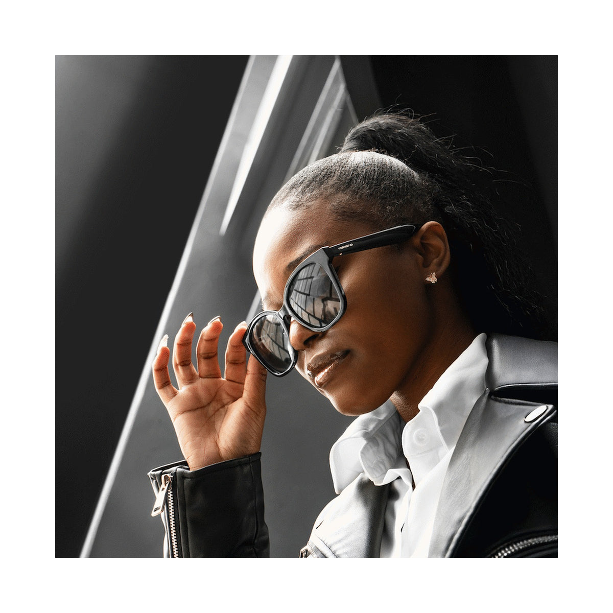 Volkano Sonique Series Bluetooth Audio Glasses - Dark Lenses